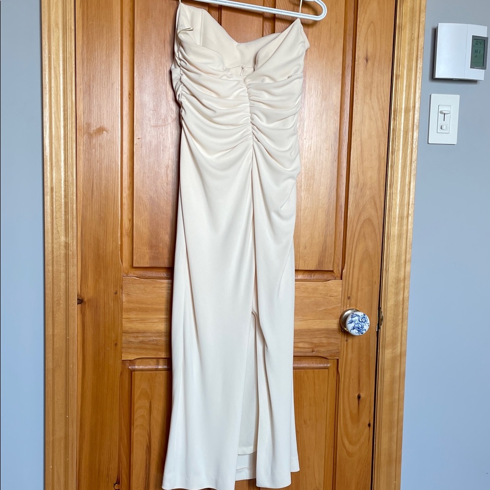 M. ZARA Gorgeous Strapless Cream Dress - Picture 3 of 7